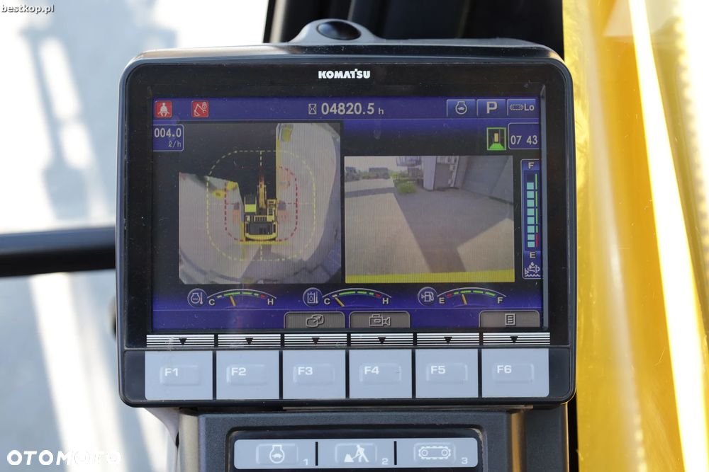 Komatsu PC210LC-11 - 25