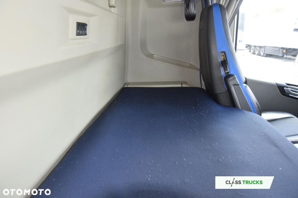 Volvo FH 460 Globetrotter XL i-Save - 12