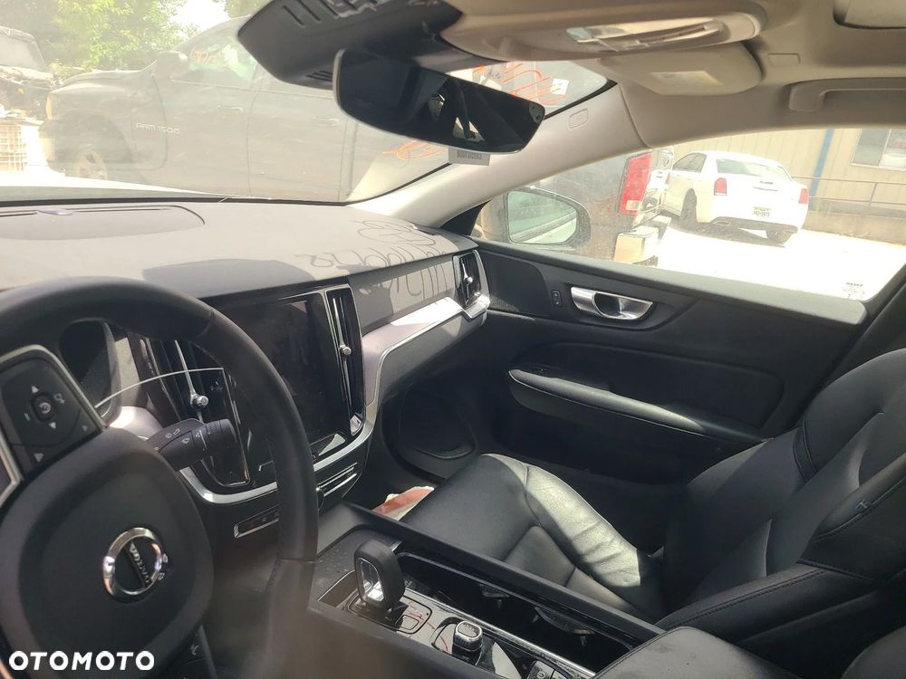 Volvo S60 - 9