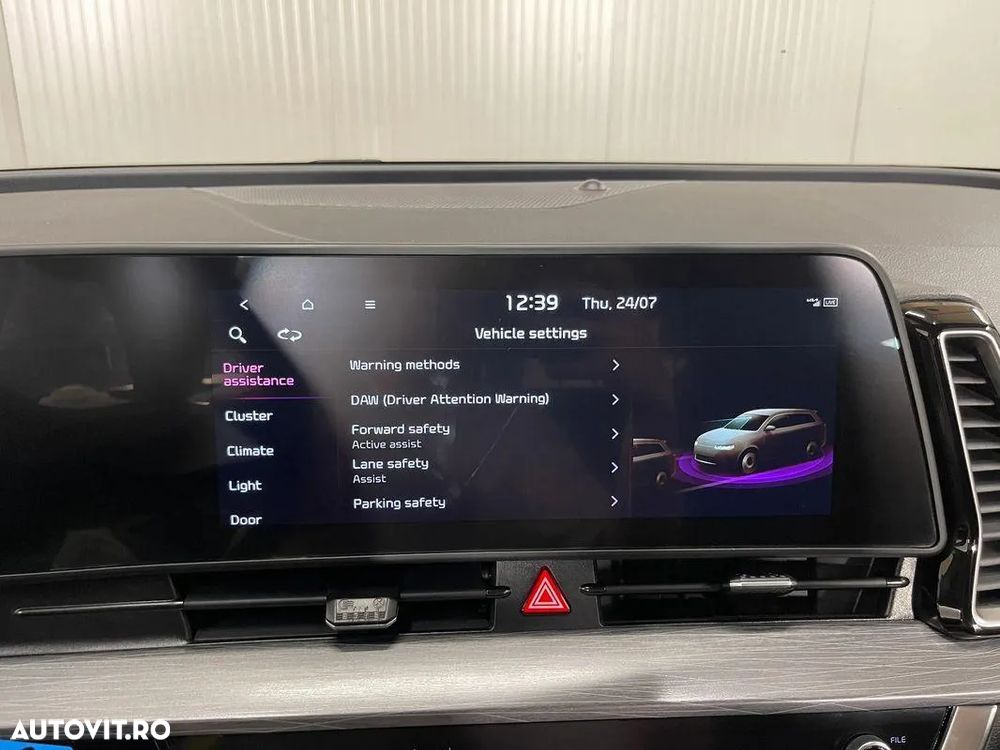 Kia Sportage 1.6 DSL MHEV 7DCT HP 4x2 Business Line - 16