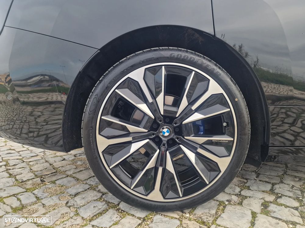 BMW iX xDrive45 - 10