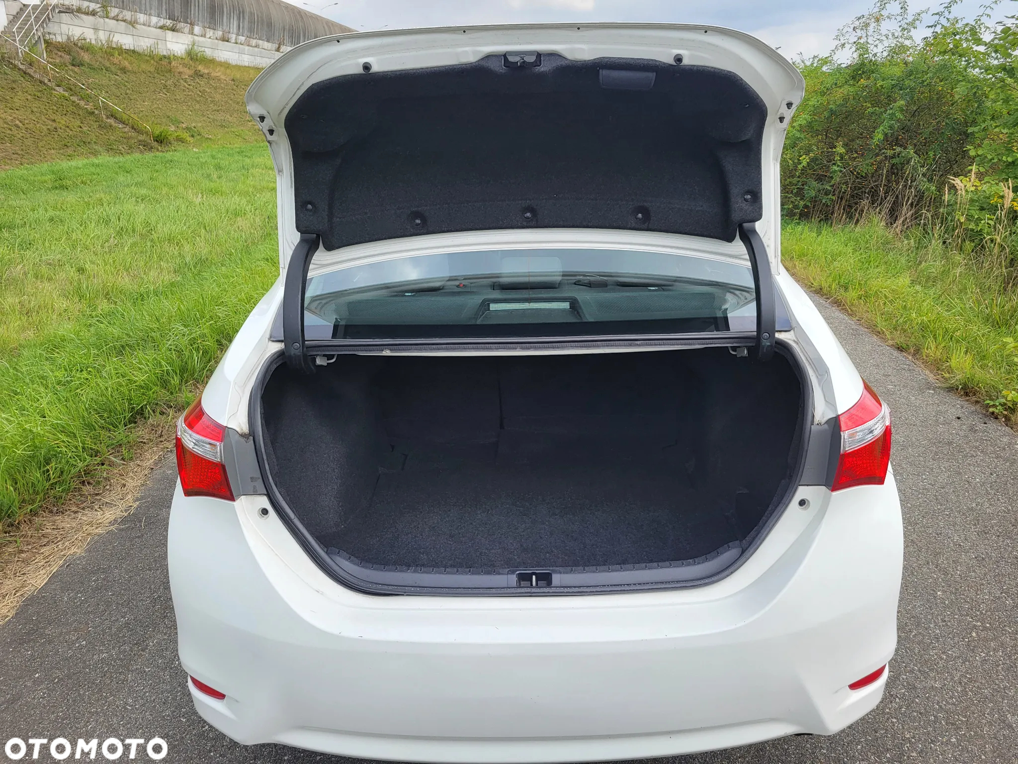 Toyota Corolla 1.6 Active - 10
