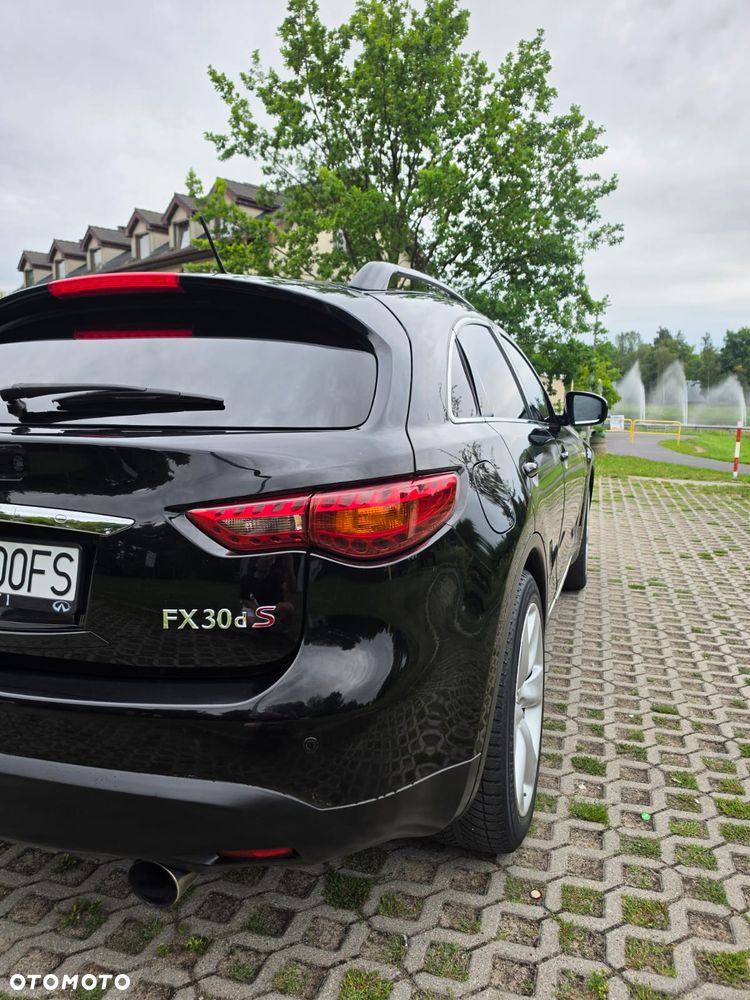 Infiniti FX FX30d S Premium - 13