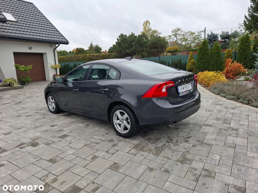 Volvo S60 - 10