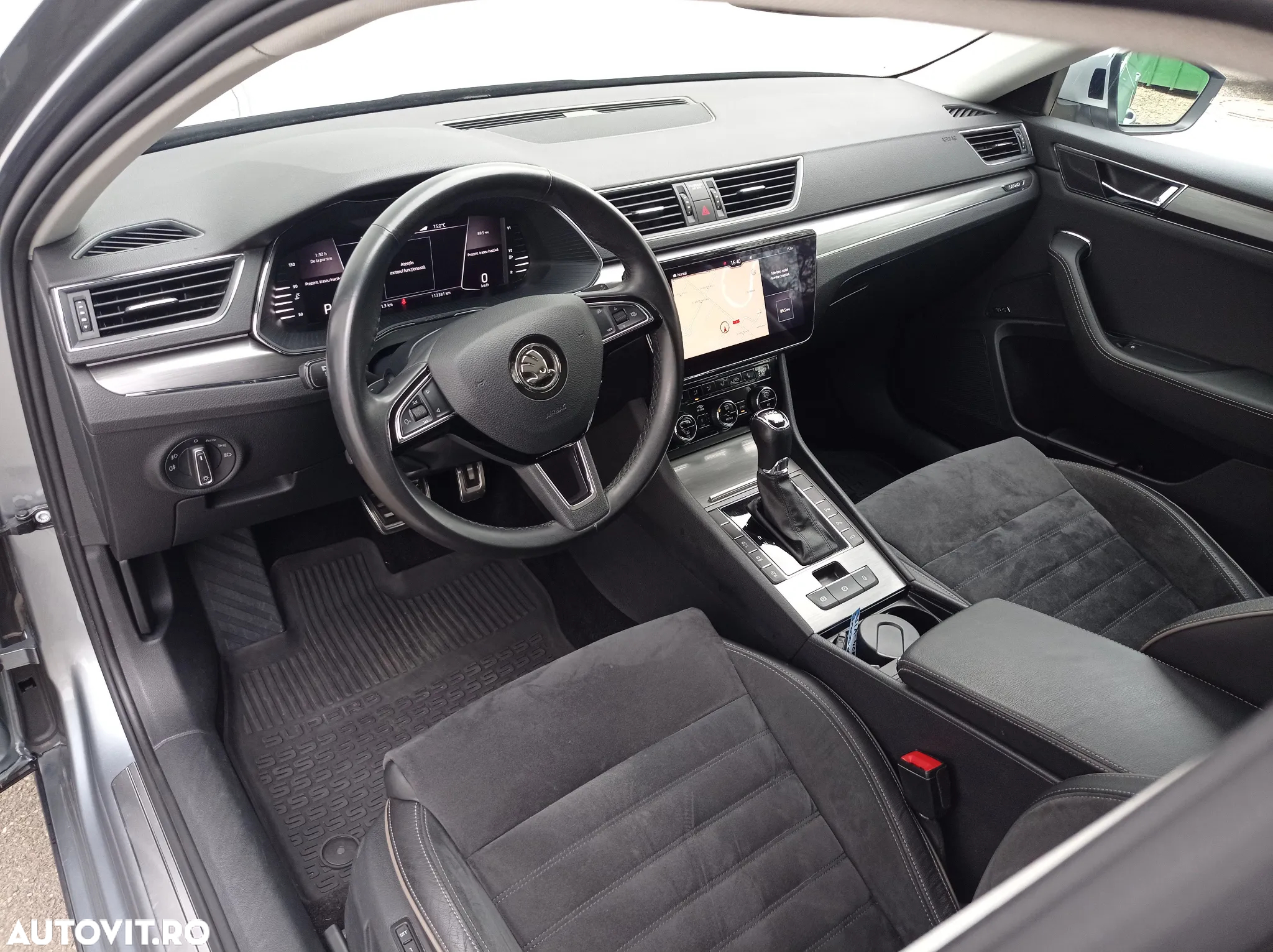 Skoda Superb Combi 2.0 TDI 4X4 DSG Scout - 14