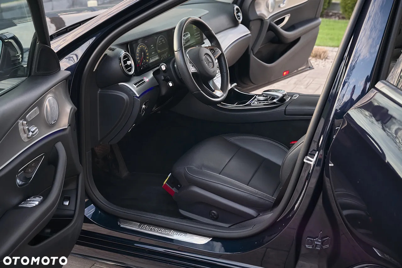 Mercedes-Benz Klasa E 220 d - 19