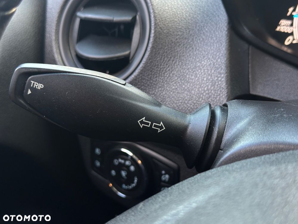 Ford Tourneo Courier - 26