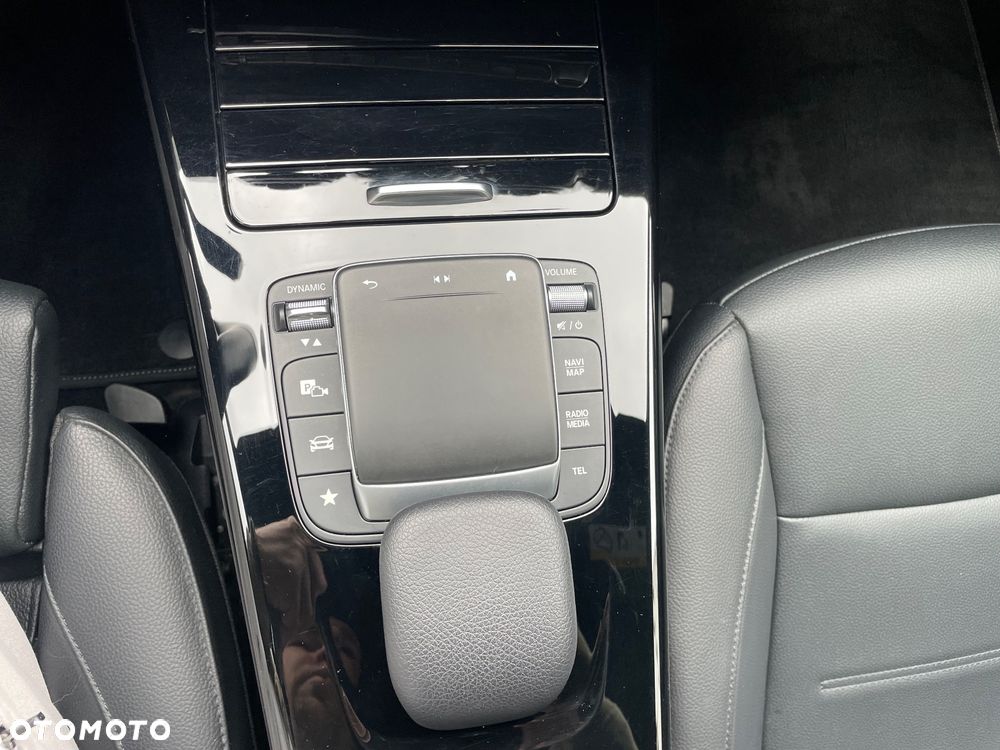 Mercedes-Benz CLA 200 7G-DCT Edition 2022 - 14