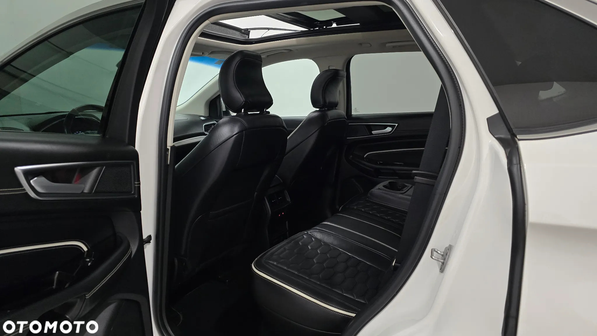 Ford Edge 2.0 EcoBlue Bi-Turbo 4x4 Vignale - 17