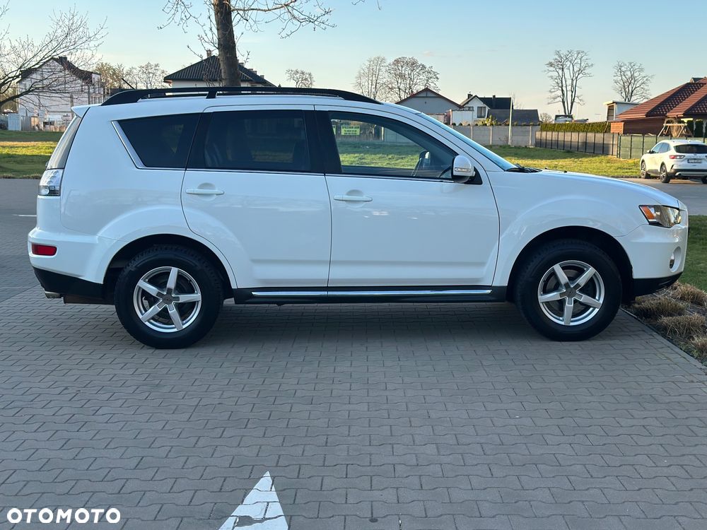 Mitsubishi Outlander 2.0 2WD Invite - 7