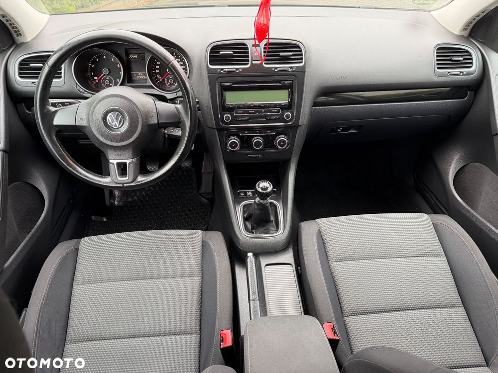 Volkswagen Golf - 13
