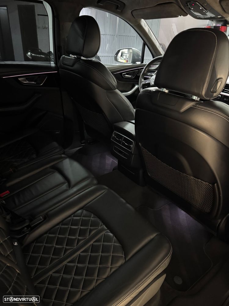 Audi Q7 - 21