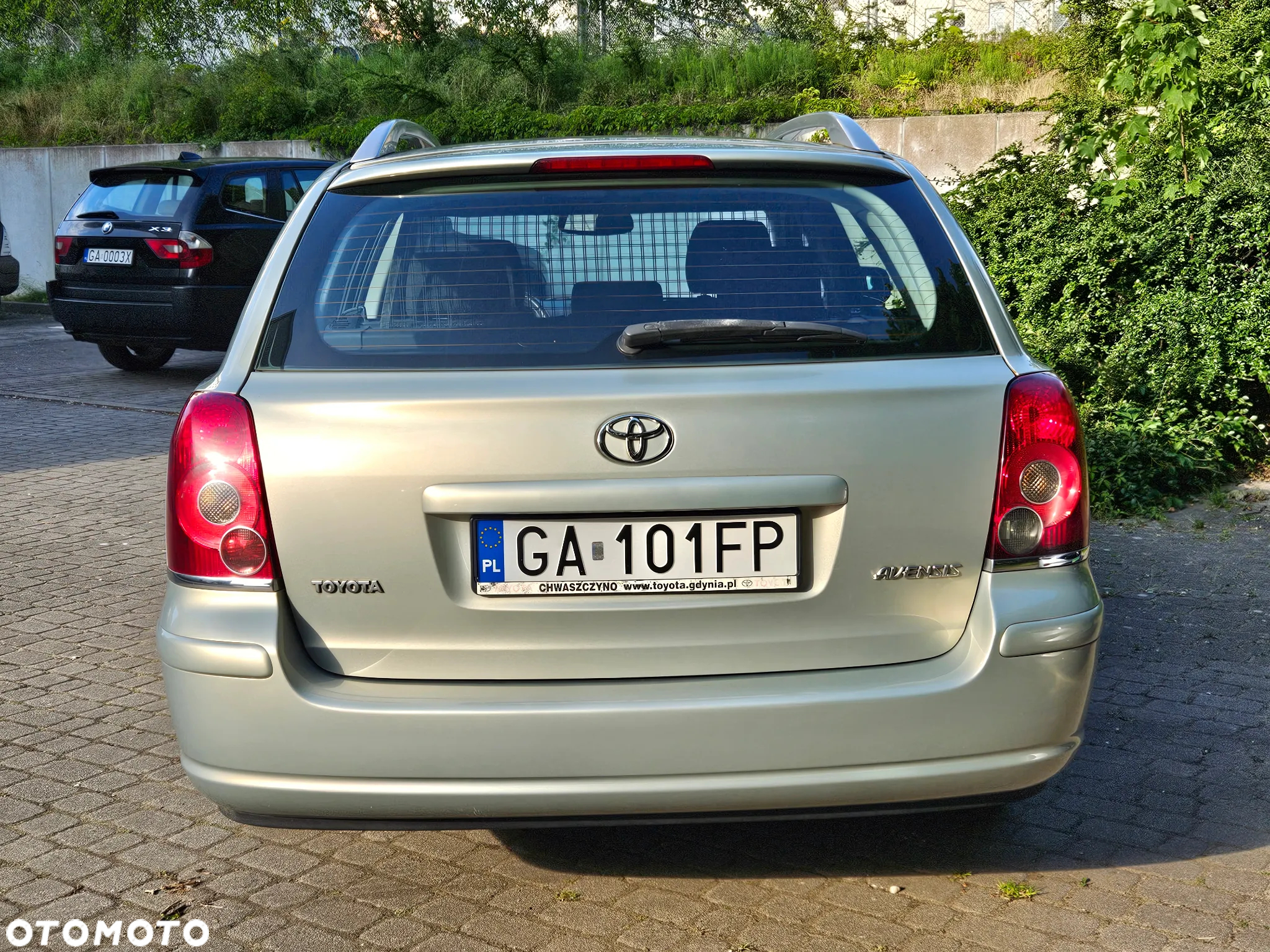 Toyota Avensis 1.8 VVT-i Combi Sol - 3