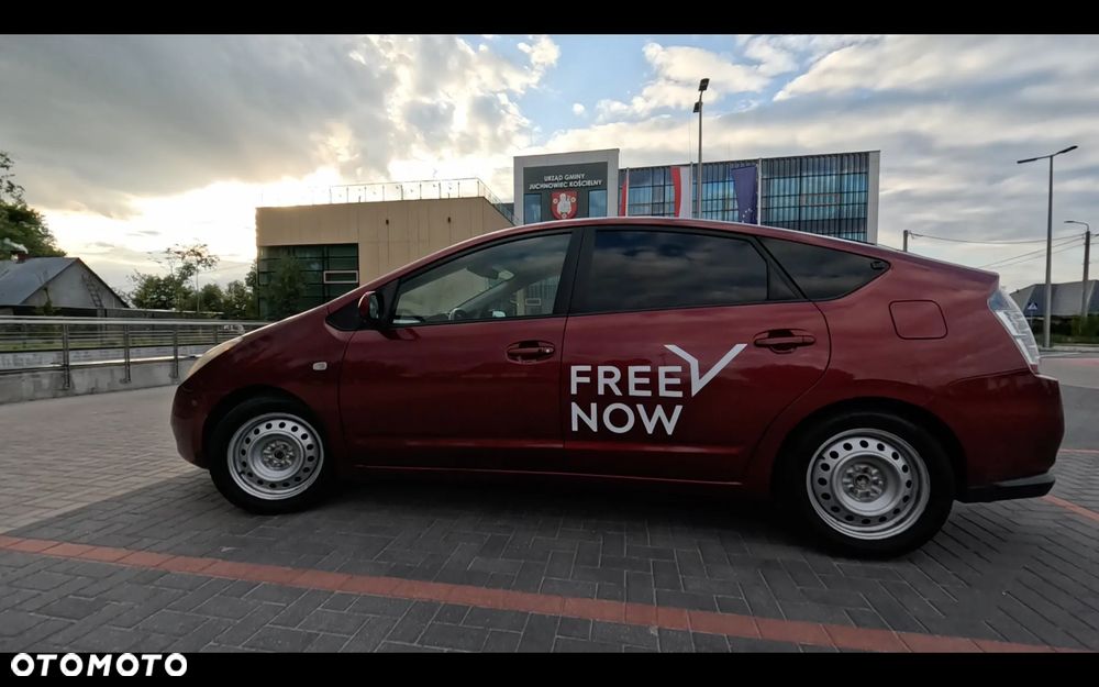 Toyota Prius 1.5 VVT-i Sol - 5