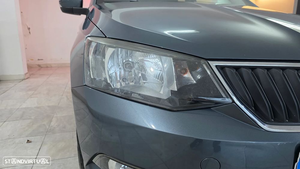 Skoda Fabia 1.0 Ambition - 9