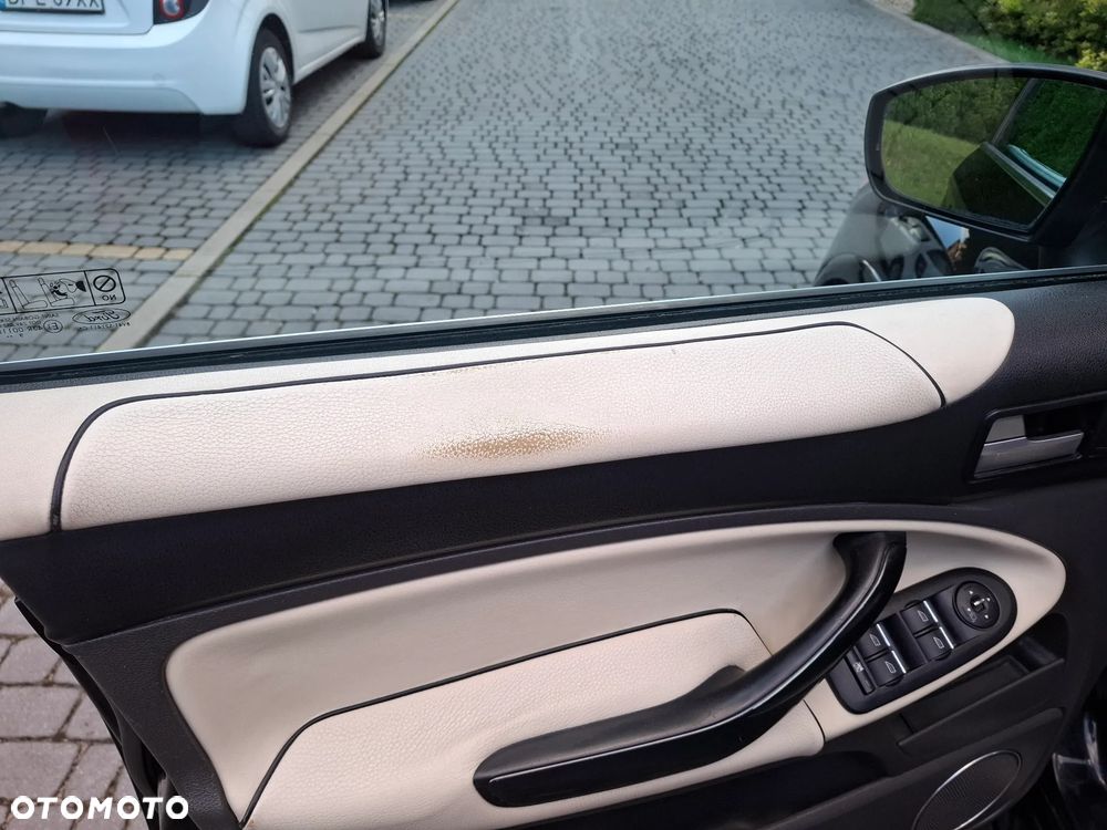 Ford Kuga 2.5 4x4 Individual - 26