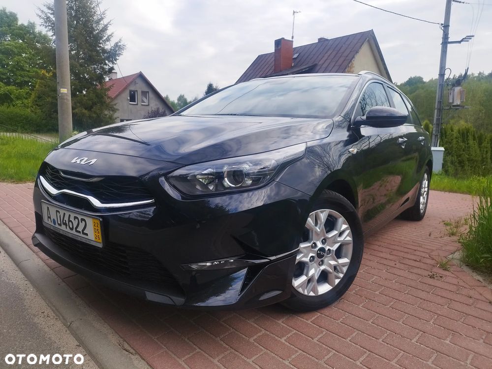 Kia Ceed - 4
