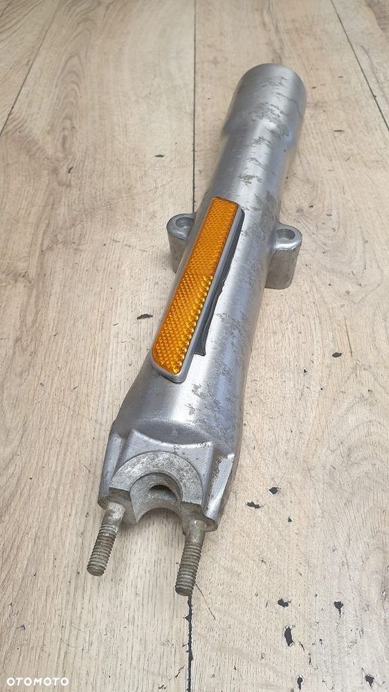 Goleń prawy Harley Davidson Heritage Softail Fat Boy 45915-00 - 2