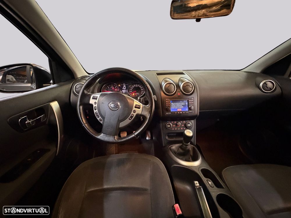 Nissan Qashqai - 11