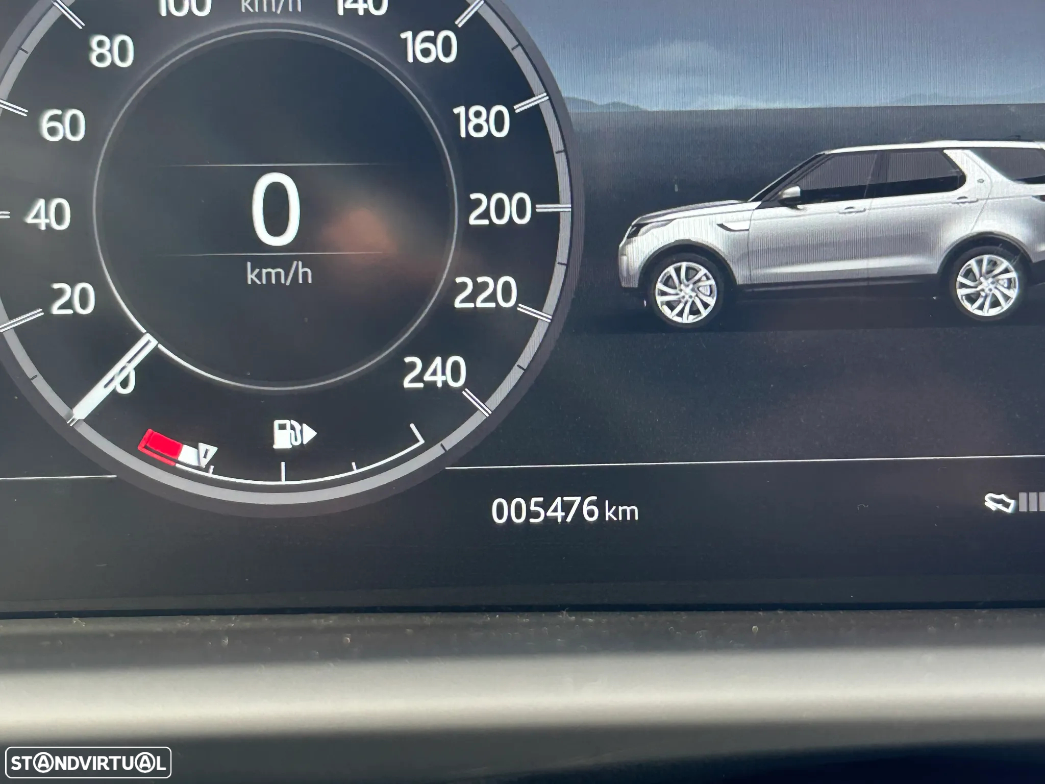 Land Rover Discovery 3.0 Si6 HSE Luxury Auto - 12