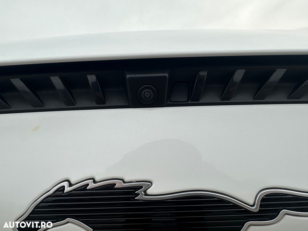 Ford Mustang Mach-E Standard - 19