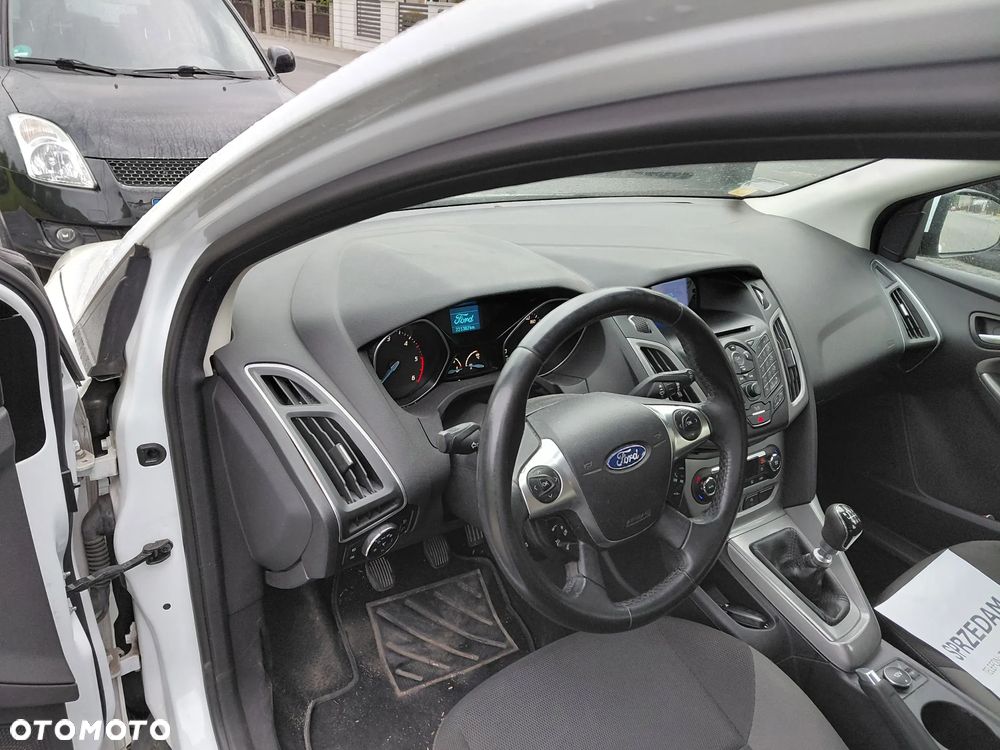 Ford Focus - 15