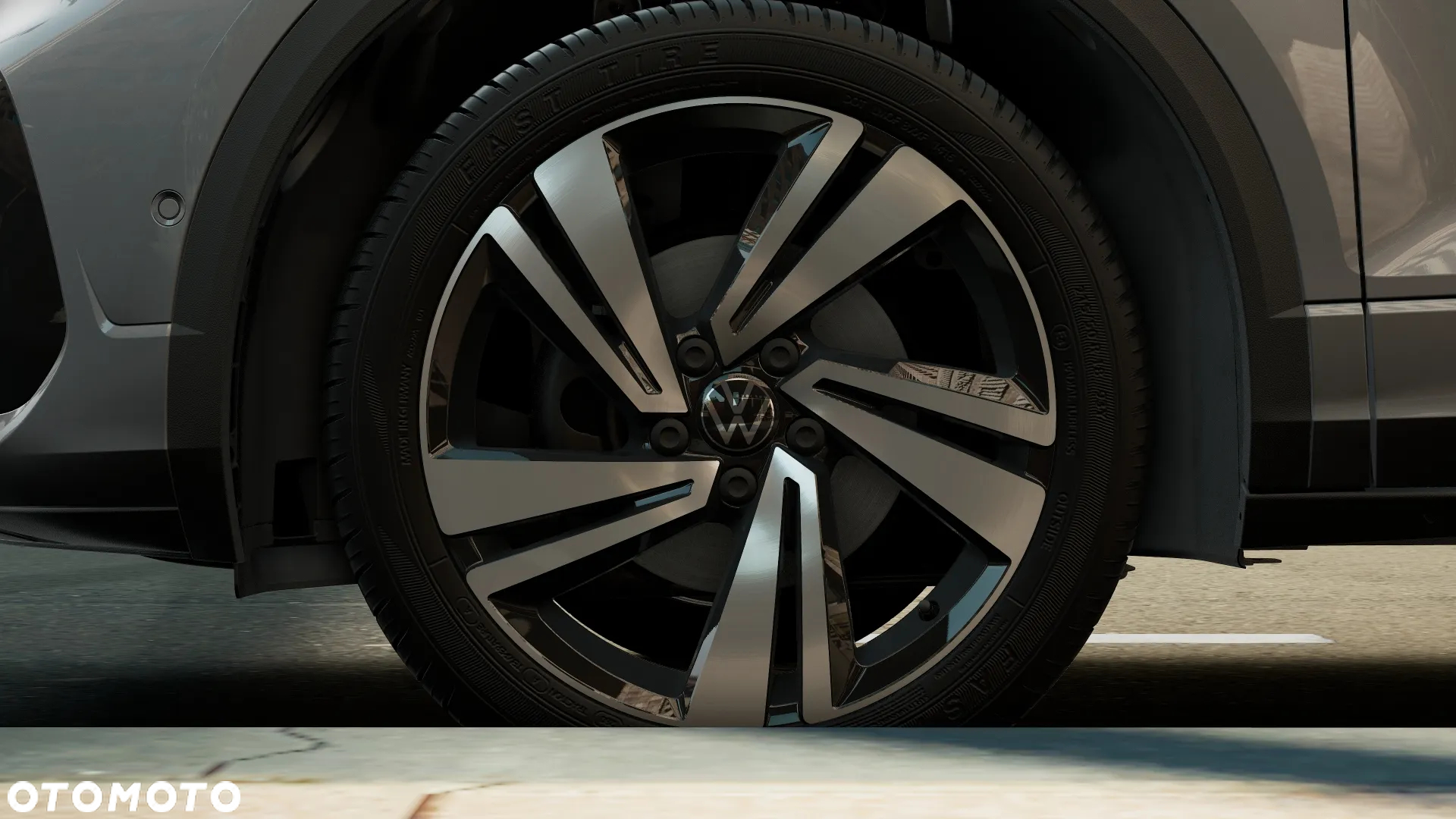 Volkswagen T-Roc 1.5 TSI R-Line Plus - 9