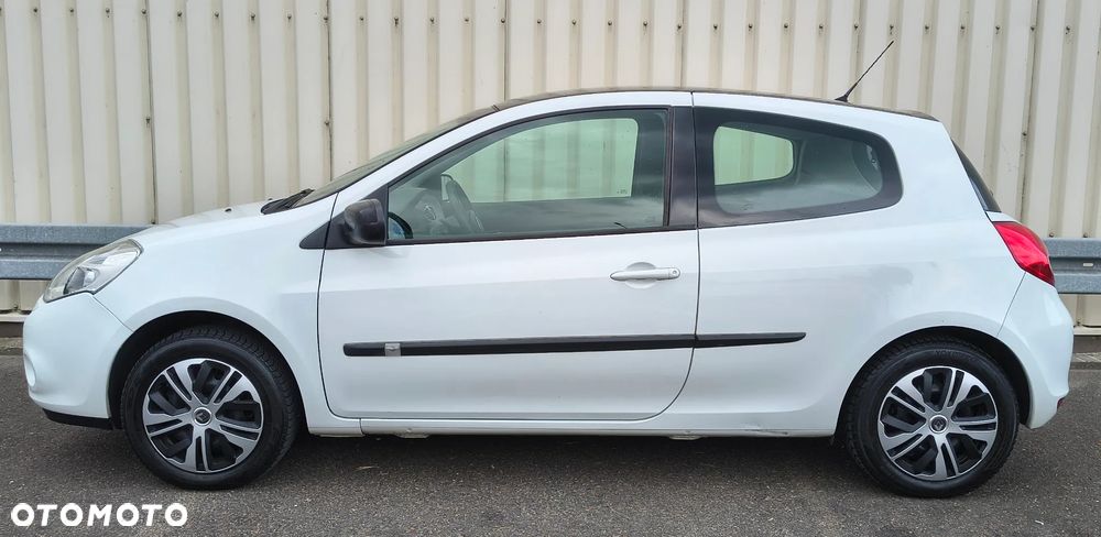 Renault Clio 1.5 dCi Alize - 3