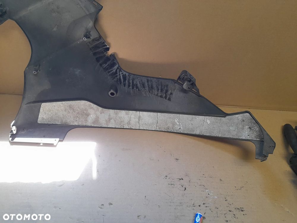 OSŁONA OWIEWKI PRAWA DOLNA Yamaha  YZF-R6 , RJ15 - 6