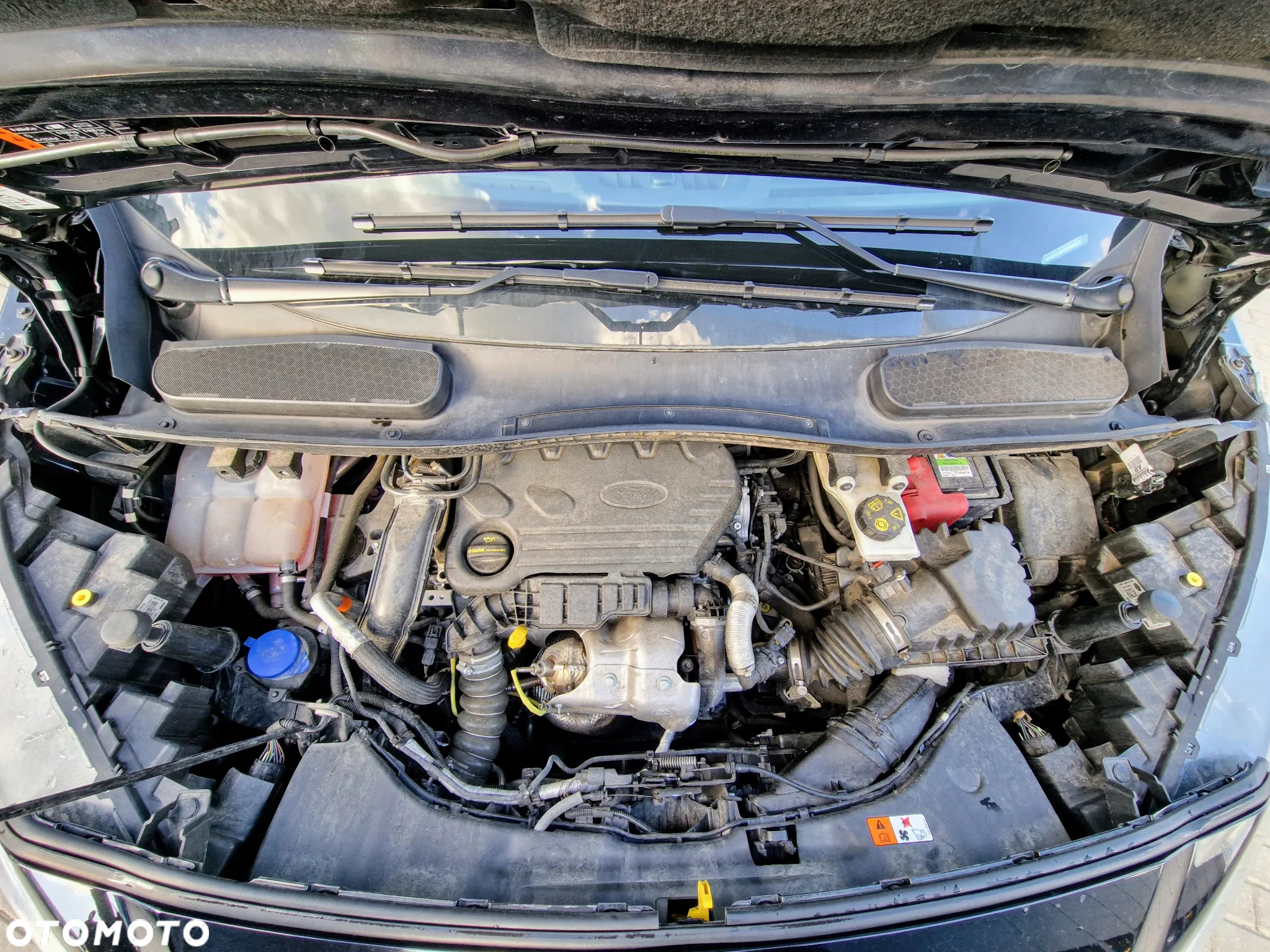Ford Tourneo Connect Grand - 16