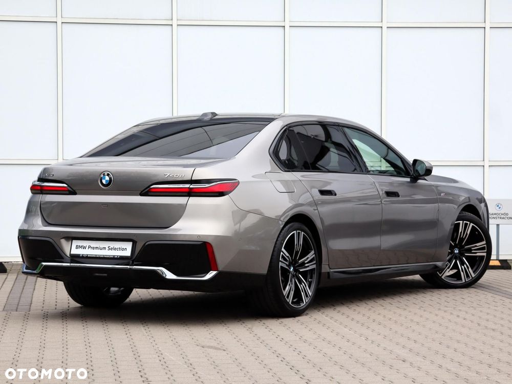 BMW Seria 7 - 2