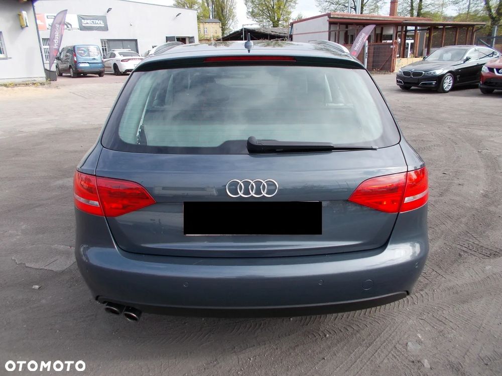 Audi A4 Avant 2.0 TDI Multitronic - 8
