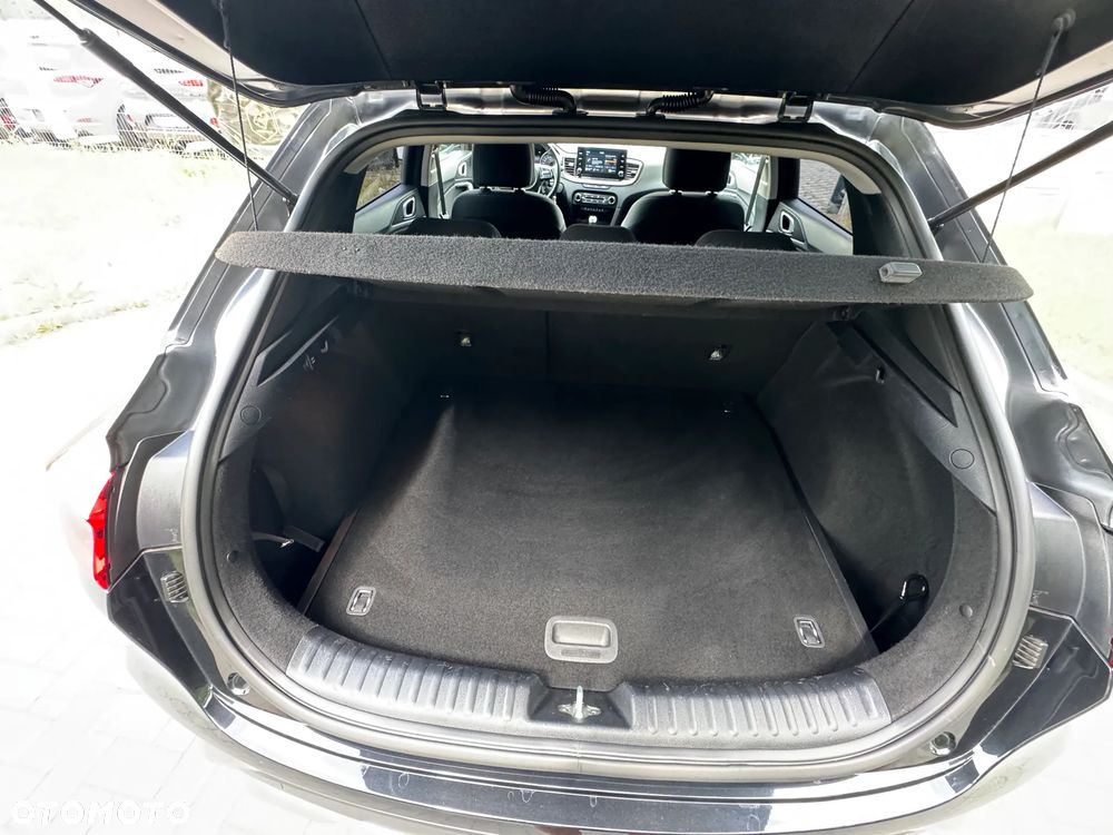 Kia XCeed 1.4 T-GDI L - 30
