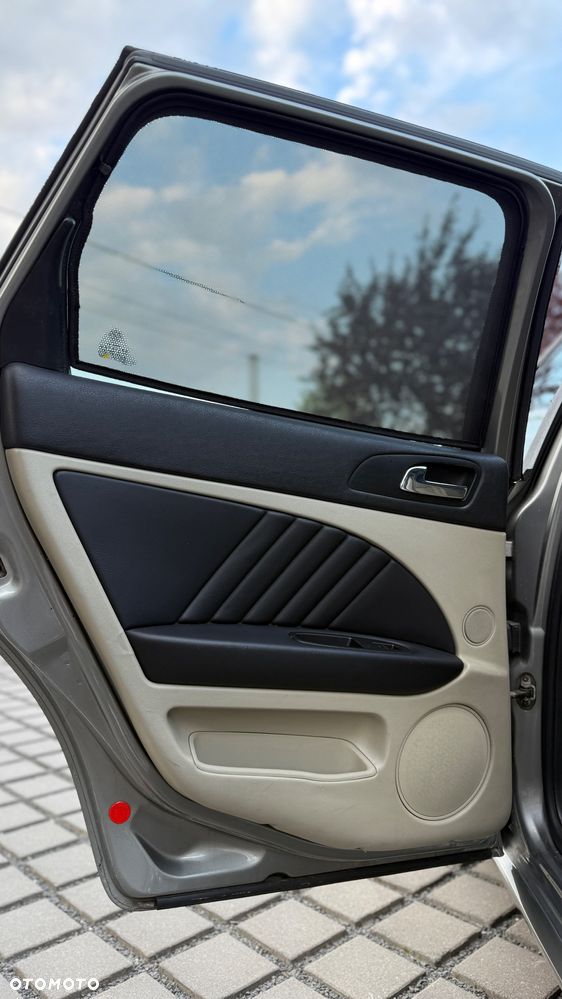 Alfa Romeo 159 1.9 JTDM 16V DPF Distinctive - 23