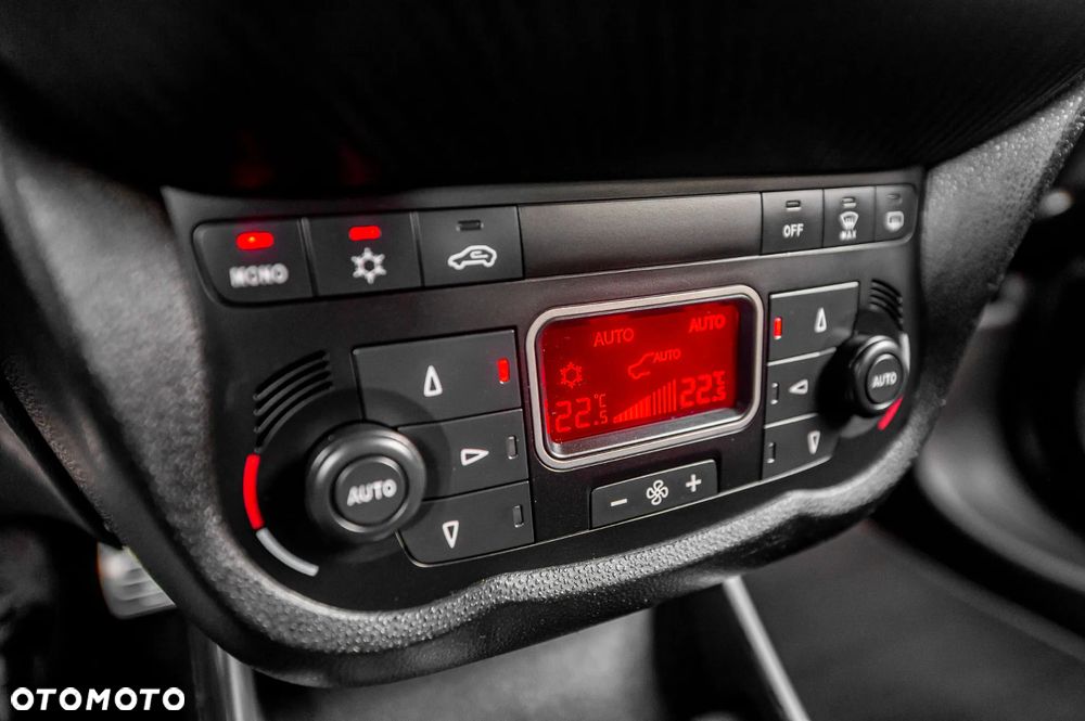 Alfa Romeo Mito TB 1.4 16V MultiAir Quadrifoglio Verde - 24