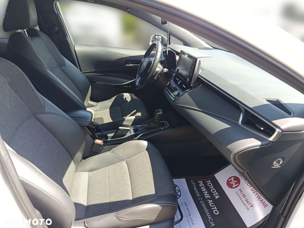 Toyota Corolla 2.0 Hybrid Comfort - 10
