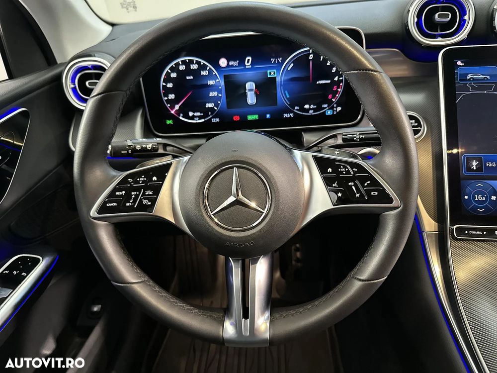 Mercedes-Benz GLC 300 de 4MATIC - 17