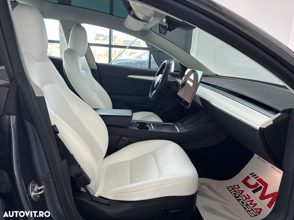 Tesla Model 3 Langstreckenbatterie Allradantrieb Dual Motor - 12