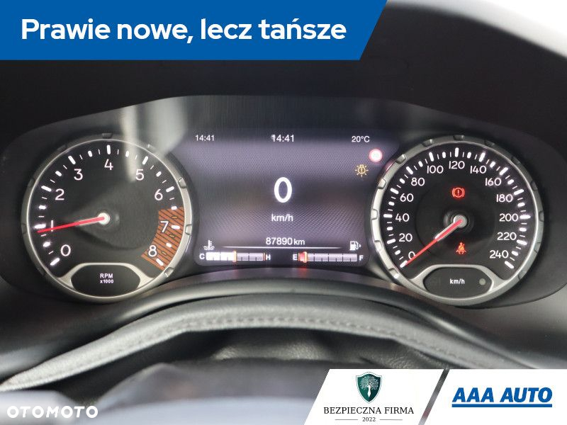 Jeep Renegade - 12