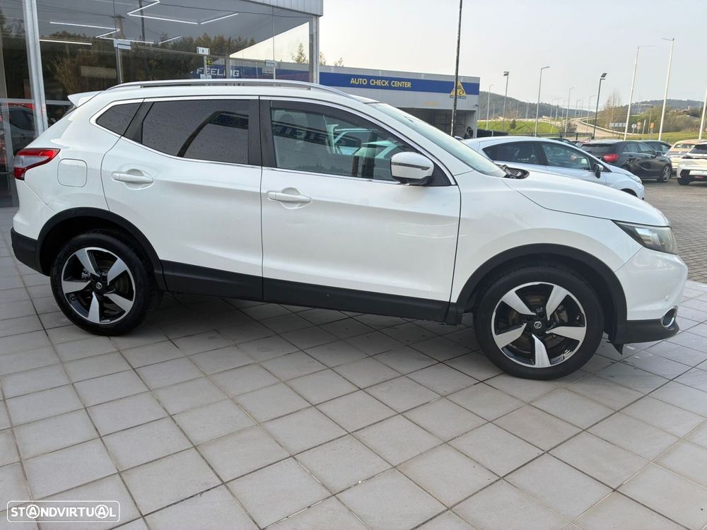 Nissan Qashqai 1.5 dCi N-Connecta - 4