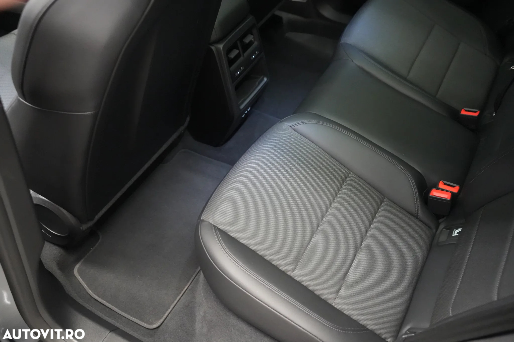 Porsche Macan 4 100 kWh - 10