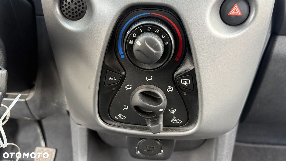 Toyota Aygo - 21