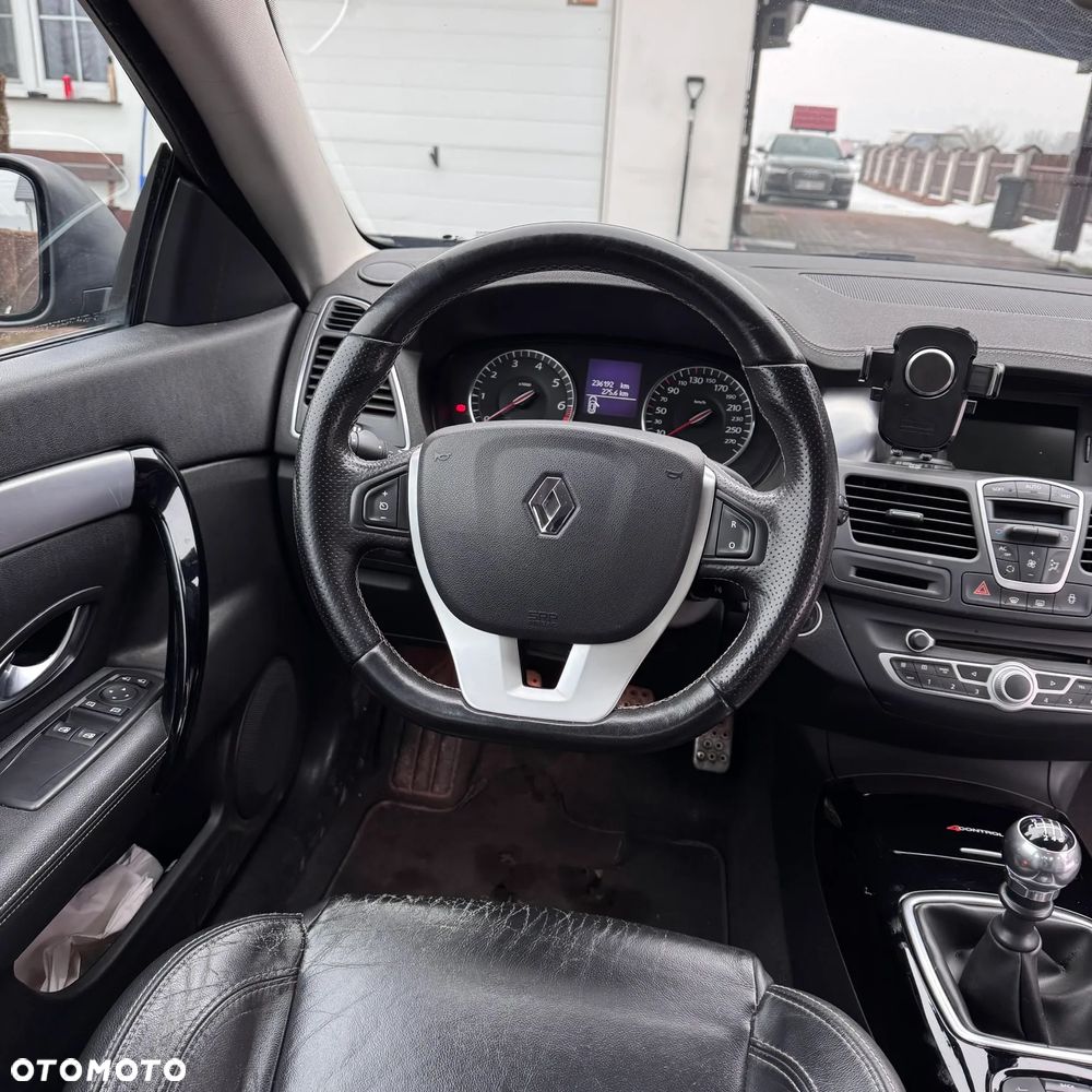 Renault Laguna 2.0T GT - 18