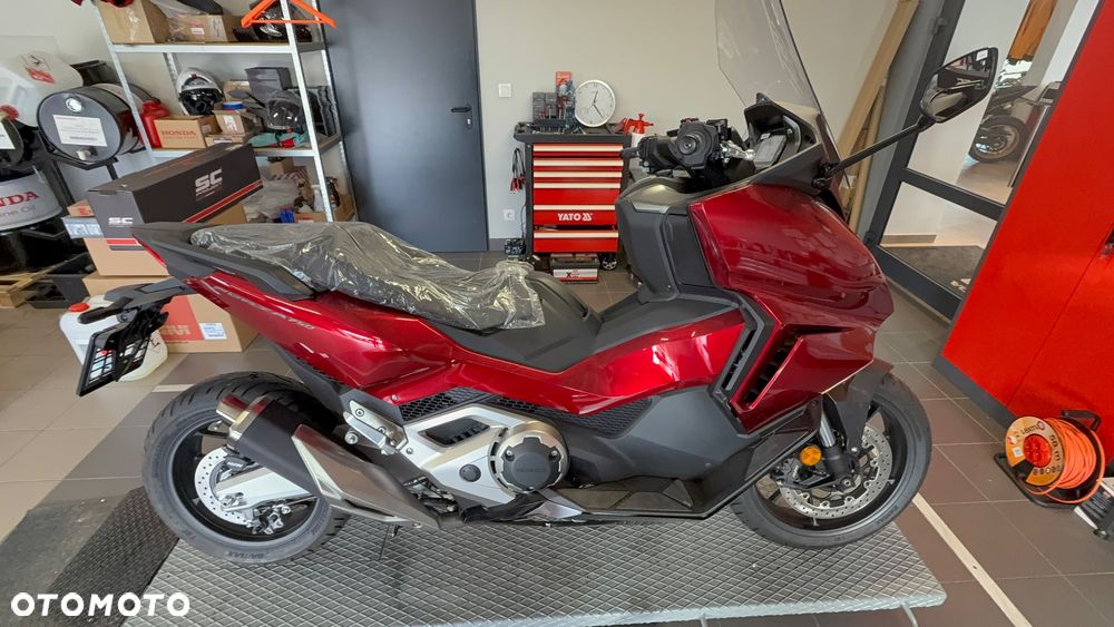 Honda NSS - 5