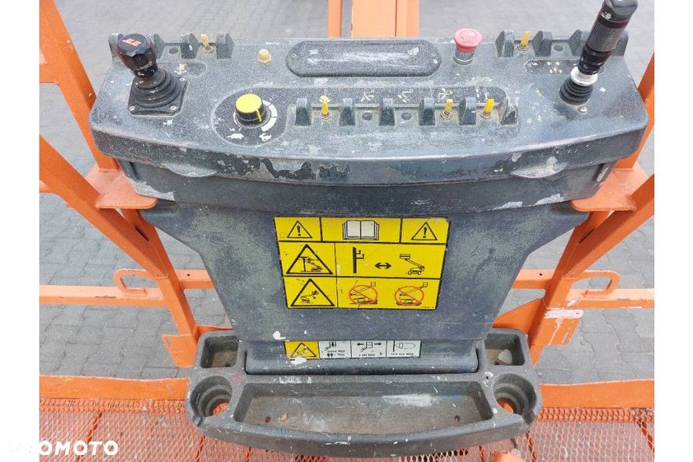 JLG 660 SJ - 23