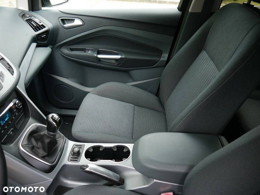 Ford C-MAX 1.6 Ti-VCT Titanium - 24