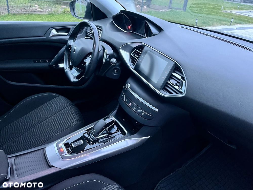 Peugeot 308 - 19