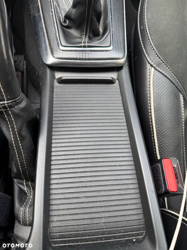 Volvo V40 D2 RDesign - 23