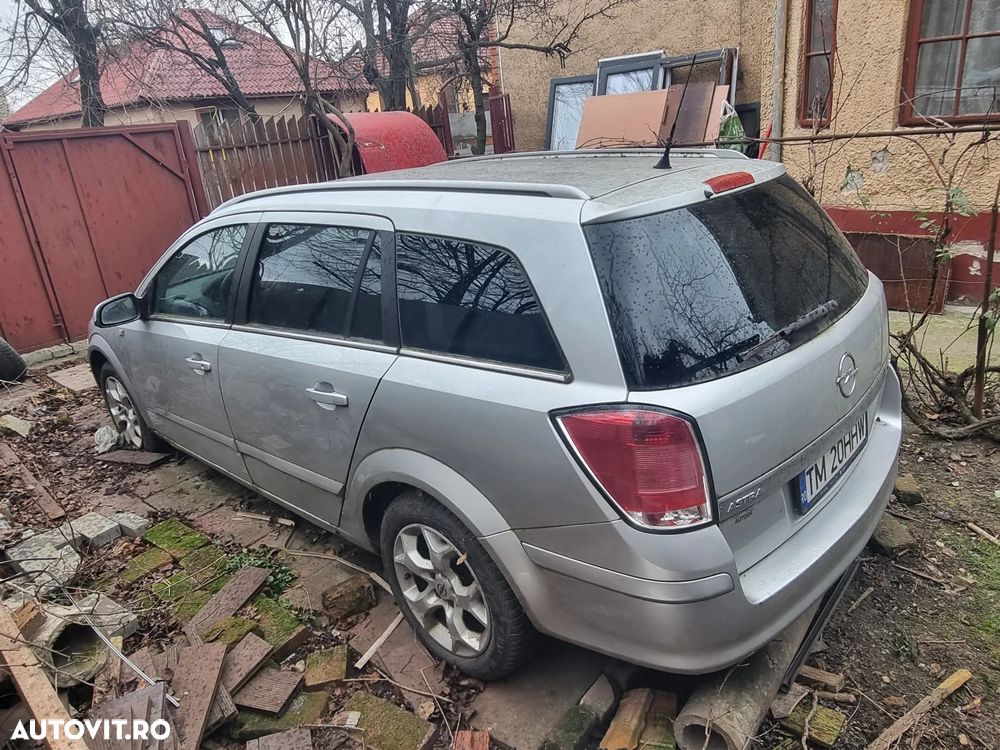 Opel Astra 1.7 CDTI - 11