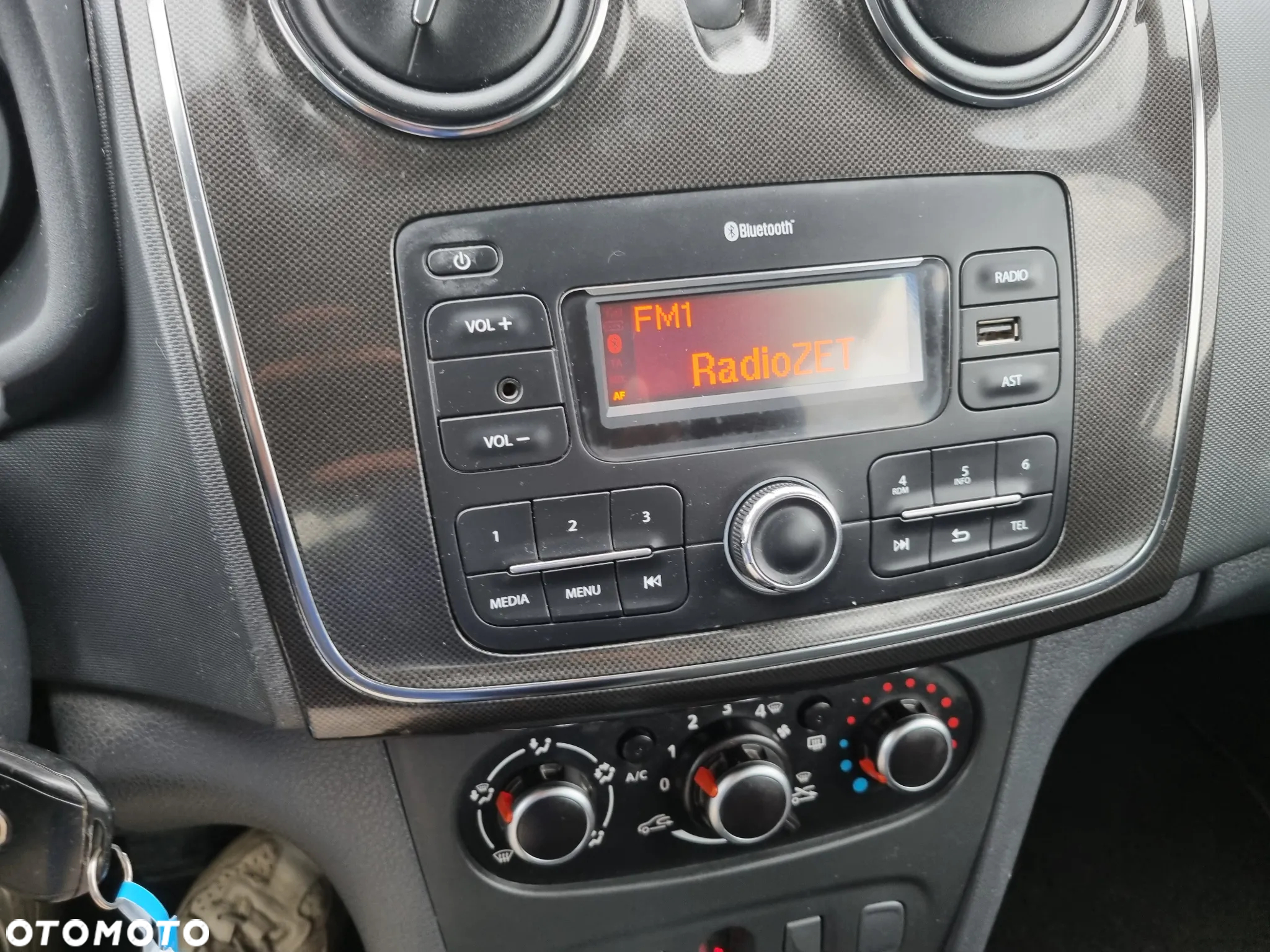 Dacia Logan MCV SCe 75 Laureate - 20